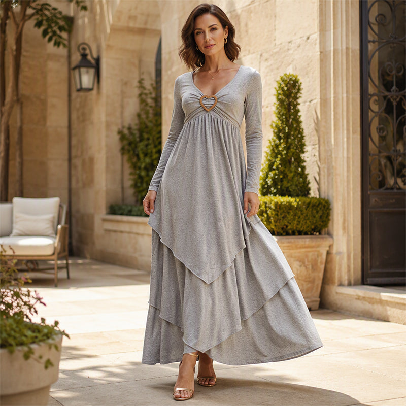 ✨👗 Vestido midi em camadas com detalhe em forma de coração – Corte em A que realça a silhueta e tecido leve, ideal para viagens ou encontros