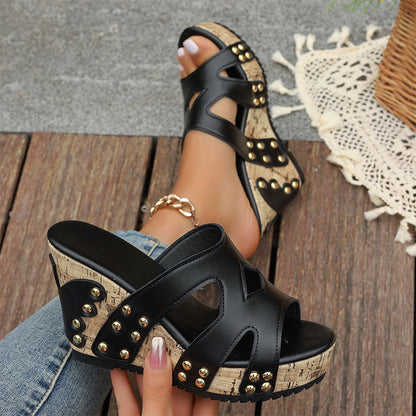 Wedge sandals with platform and comfort for women