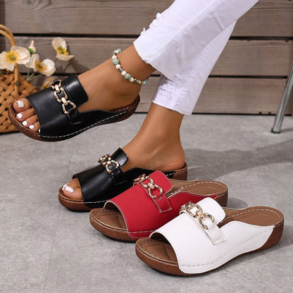 👡✨ Stylish Orthopaedic Sandals with Metal Buckle Embellishment