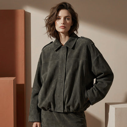 🧥 ✨ Casaco bomber curto para mulher com efeito camurça – Tecido macio, silhueta moderna e estilo versátil 👜