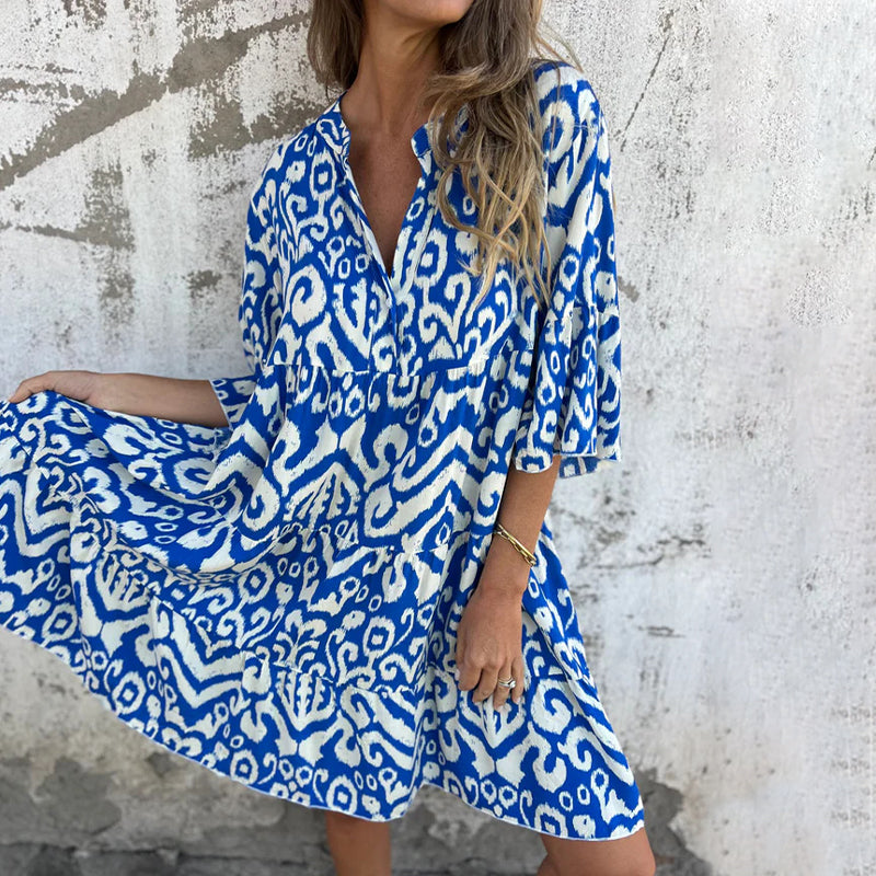 ✨👗Vestido com decote em V, estampado e mangas três quartos