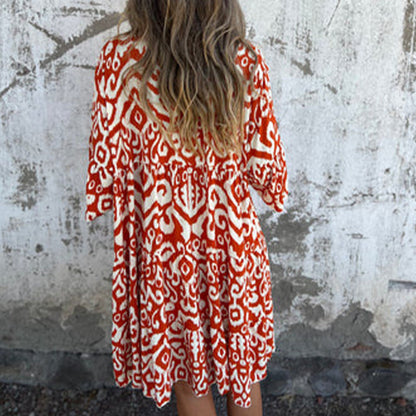 ✨👗Vestido com decote em V, estampado e mangas três quartos