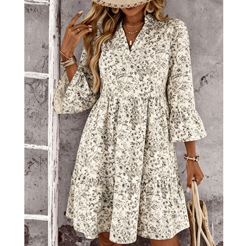✨👗Vestido feminino com estampa floral, decote em V e camadas