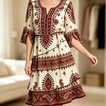 ✨👗Vestido feminino de estilo boémio com decote em V e camadas de folhos